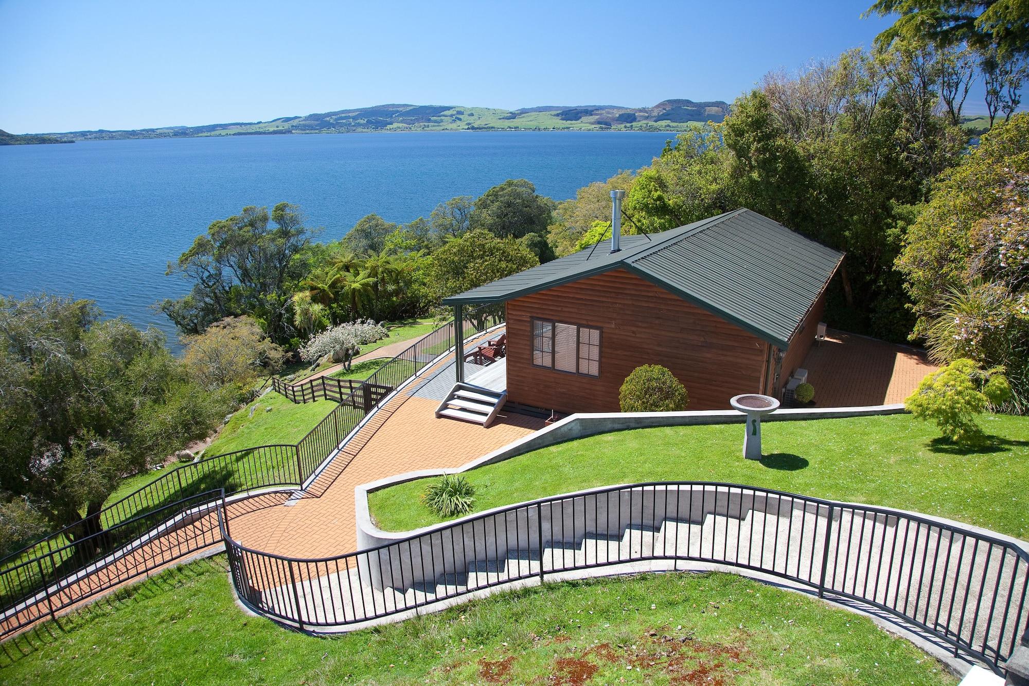 On The Point - Lake Rotorua Hotel Luaran gambar